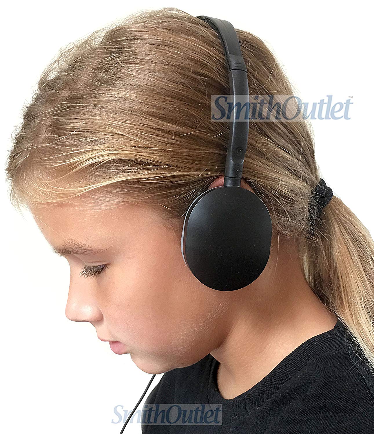 Students Wearing SmithOutlet Rubber Earpad Headphones in Classroom Setting
